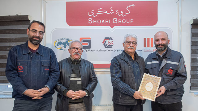 مراسم تقدیر از عوامل تولید تیرآهن سایز ۲۰ در جهان فولاد غرب